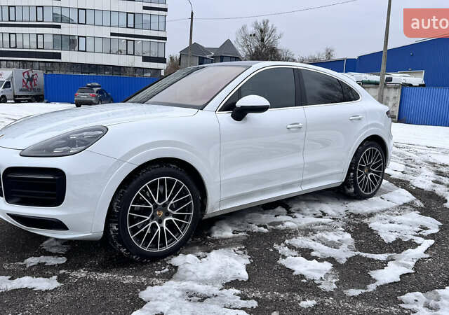 Белый Порше Cayenne Coupe, объемом двигателя 3 л и пробегом 74 тыс. км за 85000 $, фото 8 на Automoto.ua