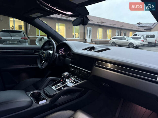 Белый Порше Cayenne Coupe, объемом двигателя 4 л и пробегом 42 тыс. км за 84500 $, фото 38 на Automoto.ua