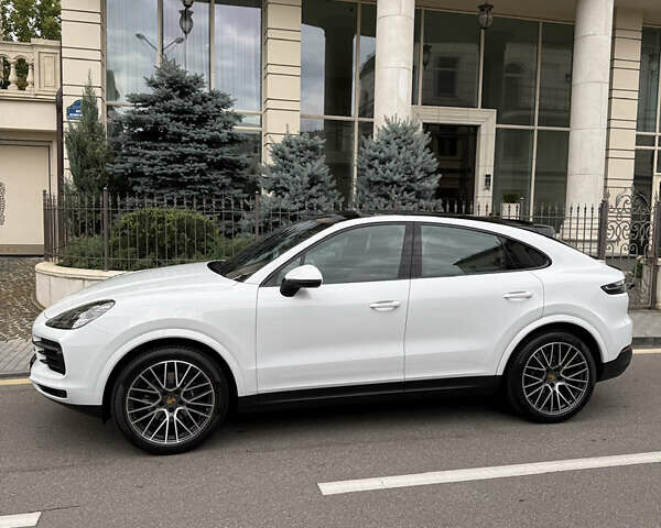 Порше Cayenne Coupe 2020 в Киеве на Automoto.ua Белый Порше Cayenne Coupe, объемом двигателя 3 л и пробегом 22 тыс. км за 86000 $, фото 2 на Automoto.ua