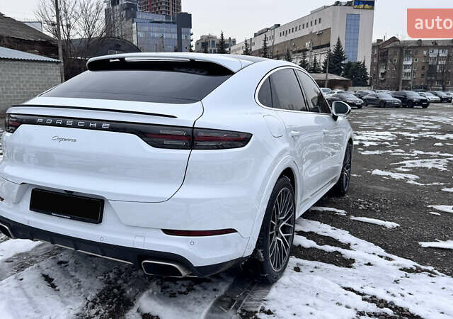 Белый Порше Cayenne Coupe, объемом двигателя 3 л и пробегом 74 тыс. км за 85000 $, фото 10 на Automoto.ua