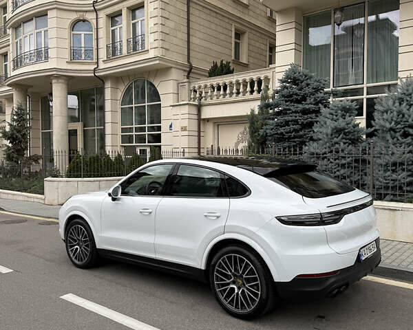 Порше Cayenne Coupe 2020 в Киеве на Automoto.ua Белый Порше Cayenne Coupe, объемом двигателя 3 л и пробегом 22 тыс. км за 86000 $, фото 3 на Automoto.ua