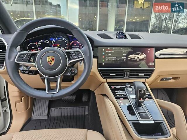 Белый Порше Cayenne Coupe, объемом двигателя 3 л и пробегом 5 тыс. км за 85000 $, фото 19 на Automoto.ua