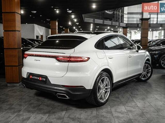 Белый Порше Cayenne Coupe, объемом двигателя 0 л и пробегом 21 тыс. км за 89900 $, фото 36 на Automoto.ua