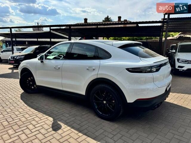 Белый Порше Cayenne Coupe, объемом двигателя 3 л и пробегом 90 тыс. км за 76000 $, фото 8 на Automoto.ua