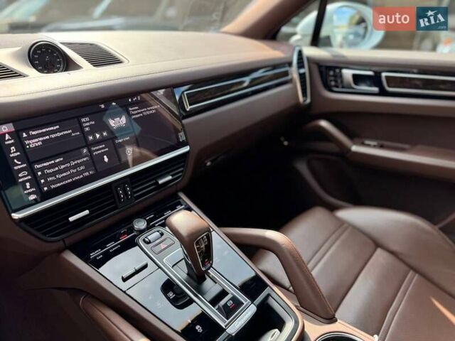 Белый Порше Cayenne Coupe, объемом двигателя 3 л и пробегом 90 тыс. км за 76000 $, фото 14 на Automoto.ua