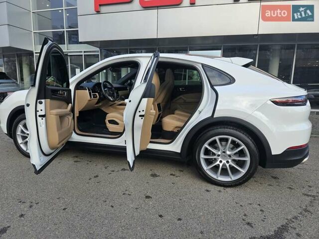 Белый Порше Cayenne Coupe, объемом двигателя 3 л и пробегом 5 тыс. км за 85000 $, фото 12 на Automoto.ua