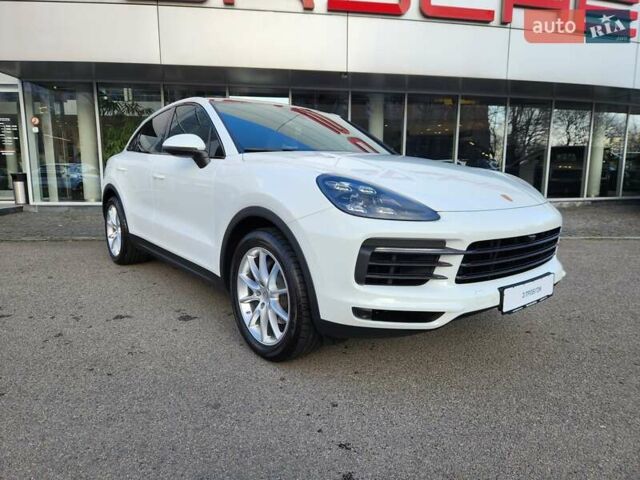 Белый Порше Cayenne Coupe, объемом двигателя 3 л и пробегом 5 тыс. км за 85000 $, фото 3 на Automoto.ua