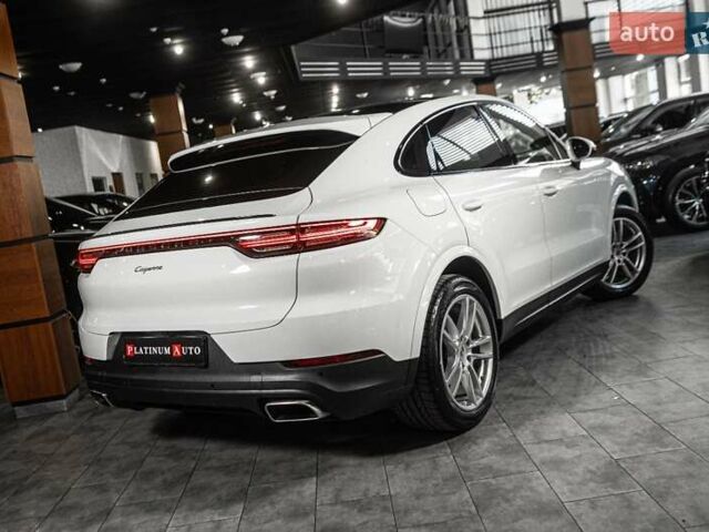 Белый Порше Cayenne Coupe, объемом двигателя 0 л и пробегом 21 тыс. км за 89900 $, фото 31 на Automoto.ua