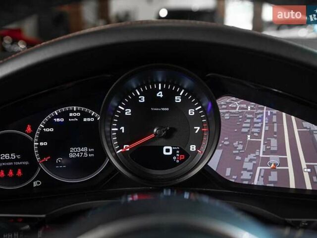 Белый Порше Cayenne Coupe, объемом двигателя 0 л и пробегом 21 тыс. км за 89900 $, фото 24 на Automoto.ua
