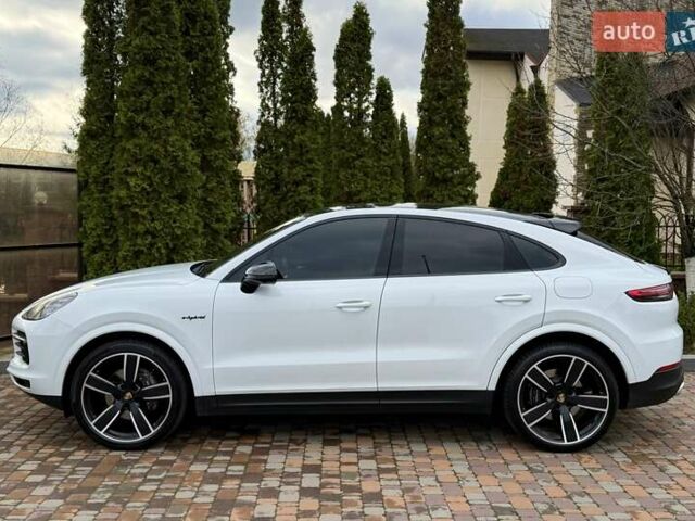 Белый Порше Cayenne Coupe, объемом двигателя 3 л и пробегом 81 тыс. км за 88500 $, фото 8 на Automoto.ua