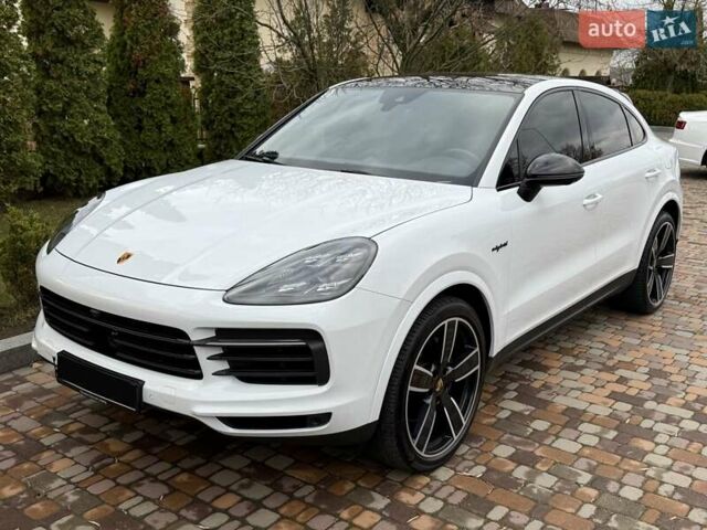 Белый Порше Cayenne Coupe, объемом двигателя 3 л и пробегом 81 тыс. км за 88500 $, фото 6 на Automoto.ua
