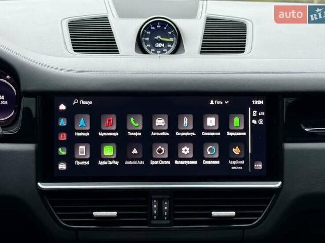 Белый Порше Cayenne Coupe, объемом двигателя 3 л и пробегом 81 тыс. км за 88500 $, фото 36 на Automoto.ua