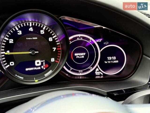 Белый Порше Cayenne Coupe, объемом двигателя 3 л и пробегом 81 тыс. км за 88500 $, фото 53 на Automoto.ua