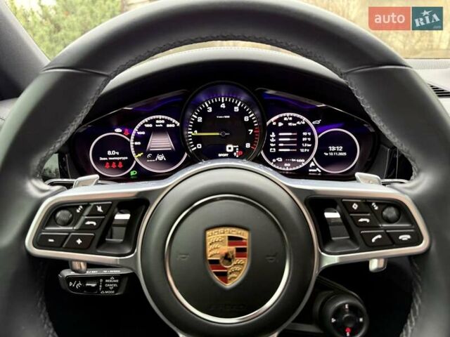 Белый Порше Cayenne Coupe, объемом двигателя 3 л и пробегом 81 тыс. км за 88500 $, фото 33 на Automoto.ua
