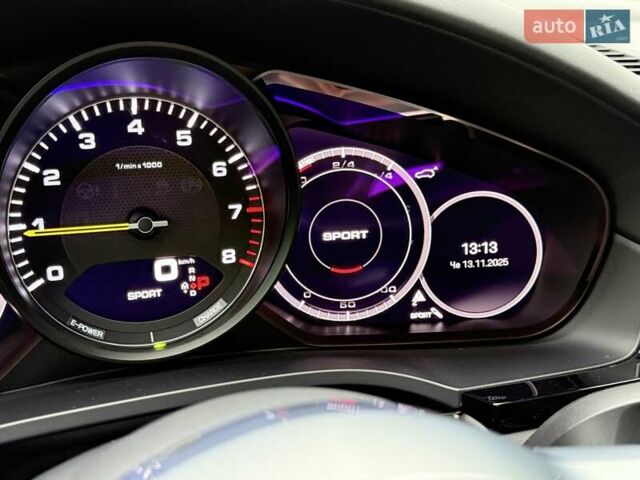 Белый Порше Cayenne Coupe, объемом двигателя 3 л и пробегом 81 тыс. км за 88500 $, фото 52 на Automoto.ua