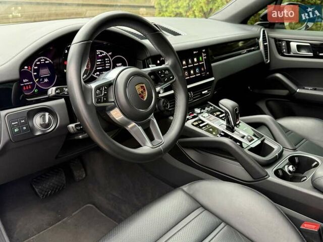 Белый Порше Cayenne Coupe, объемом двигателя 3 л и пробегом 81 тыс. км за 88500 $, фото 20 на Automoto.ua