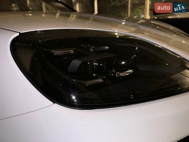 Белый Порше Cayenne Coupe, объемом двигателя 3 л и пробегом 1 тыс. км за 132900 $, фото 4 на Automoto.ua