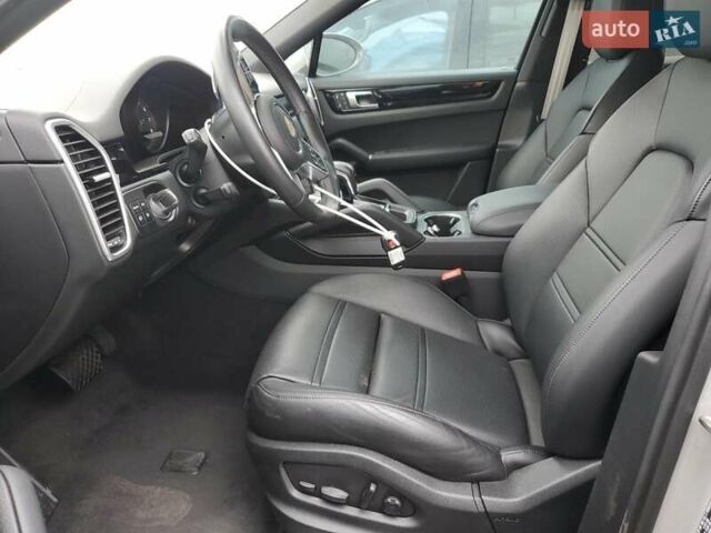 Порше Cayenne Coupe 2023 в Львове на Automoto.ua Белый Порше Cayenne Coupe, объемом двигателя 3 л и пробегом 6 тыс. км за 33000 $, фото 6 на Automoto.ua