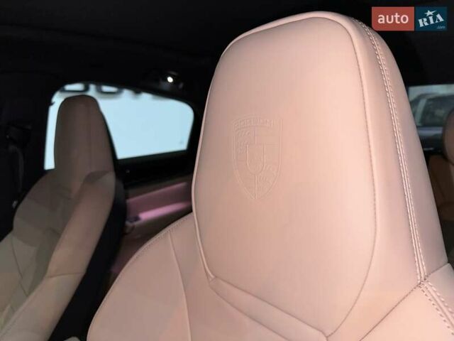 Белый Порше Cayenne Coupe, объемом двигателя 3 л и пробегом 1 тыс. км за 132900 $, фото 144 на Automoto.ua
