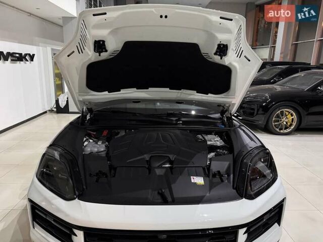 Белый Порше Cayenne Coupe, объемом двигателя 3 л и пробегом 1 тыс. км за 132900 $, фото 92 на Automoto.ua