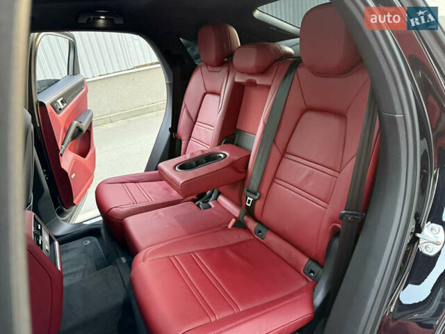 Черный Порше Cayenne Coupe, объемом двигателя 3 л и пробегом 42 тыс. км за 68000 $, фото 51 на Automoto.ua