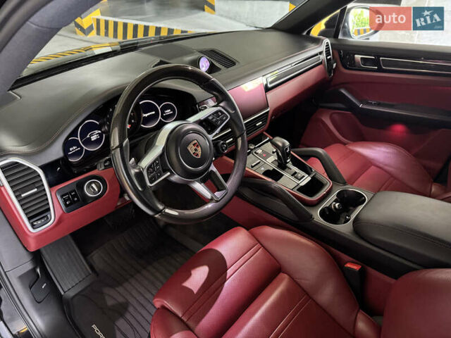 Черный Порше Cayenne Coupe, объемом двигателя 3 л и пробегом 90 тыс. км за 69000 $, фото 16 на Automoto.ua