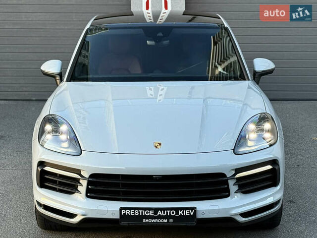 Черный Порше Cayenne Coupe, объемом двигателя 3 л и пробегом 42 тыс. км за 68000 $, фото 6 на Automoto.ua