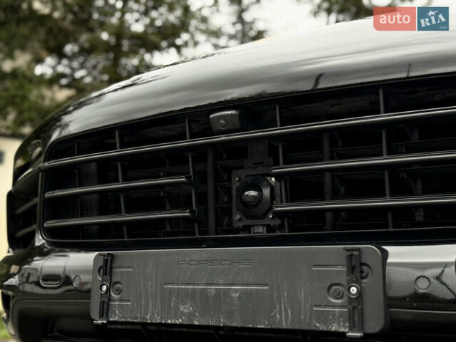 Чорний Порше Cayenne Coupe, об'ємом двигуна 3 л та пробігом 82 тис. км за 63900 $, фото 6 на Automoto.ua