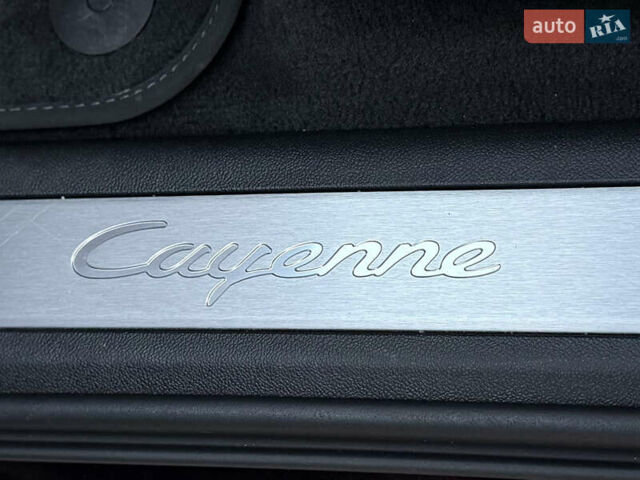 Черный Порше Cayenne Coupe, объемом двигателя 3 л и пробегом 42 тыс. км за 68000 $, фото 43 на Automoto.ua