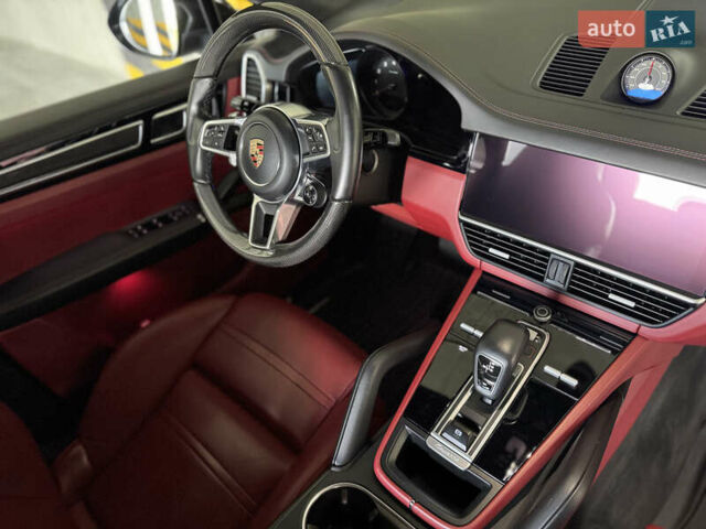 Черный Порше Cayenne Coupe, объемом двигателя 3 л и пробегом 90 тыс. км за 69000 $, фото 25 на Automoto.ua