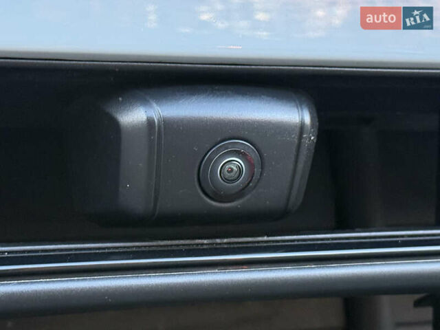 Черный Порше Cayenne Coupe, объемом двигателя 3 л и пробегом 42 тыс. км за 68000 $, фото 34 на Automoto.ua