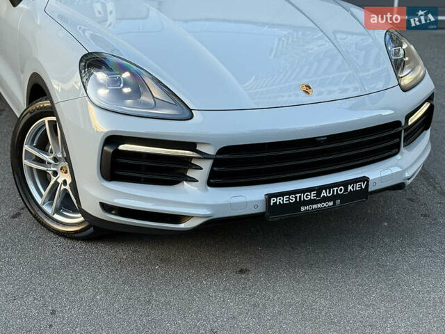 Черный Порше Cayenne Coupe, объемом двигателя 3 л и пробегом 42 тыс. км за 68000 $, фото 4 на Automoto.ua