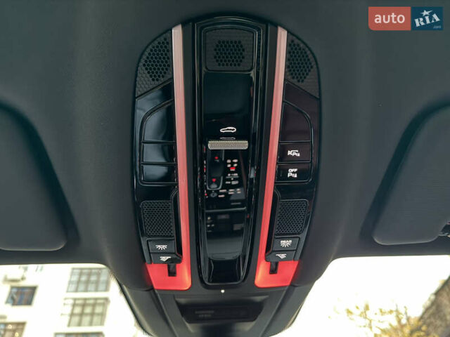 Черный Порше Cayenne Coupe, объемом двигателя 3 л и пробегом 42 тыс. км за 68000 $, фото 83 на Automoto.ua