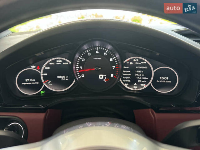 Черный Порше Cayenne Coupe, объемом двигателя 3 л и пробегом 90 тыс. км за 69000 $, фото 27 на Automoto.ua