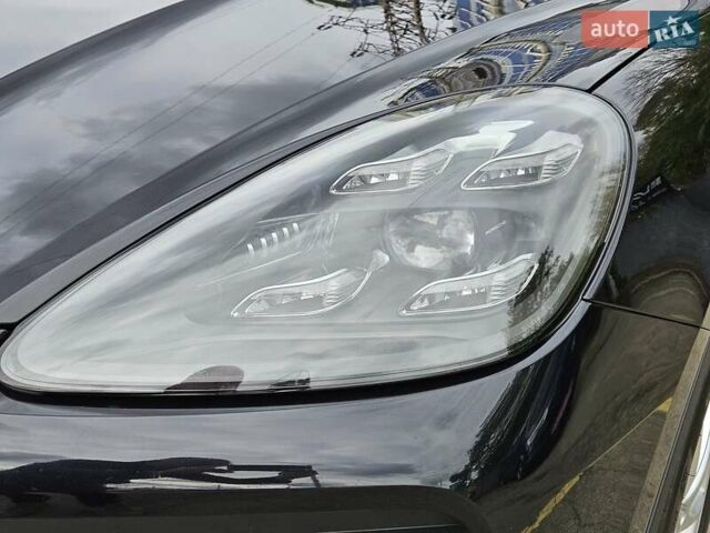 Черный Порше Cayenne Coupe, объемом двигателя 3 л и пробегом 119 тыс. км за 74900 $, фото 9 на Automoto.ua