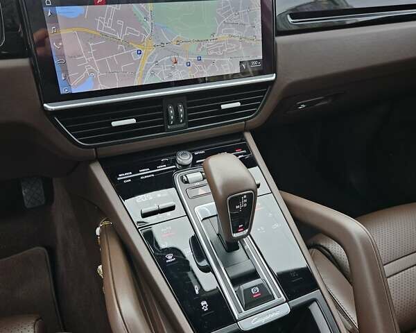 Черный Порше Cayenne Coupe, объемом двигателя 3 л и пробегом 119 тыс. км за 74900 $, фото 17 на Automoto.ua