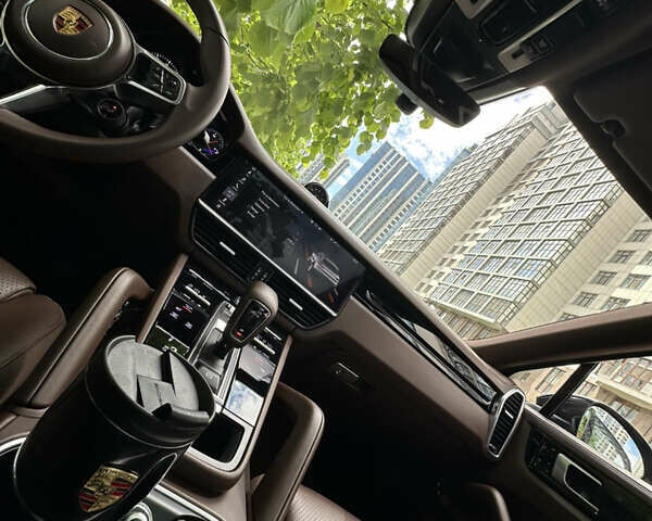 Черный Порше Cayenne Coupe, объемом двигателя 3 л и пробегом 107 тыс. км за 74999 $, фото 24 на Automoto.ua