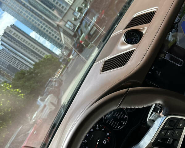 Черный Порше Cayenne Coupe, объемом двигателя 3 л и пробегом 107 тыс. км за 74999 $, фото 3 на Automoto.ua