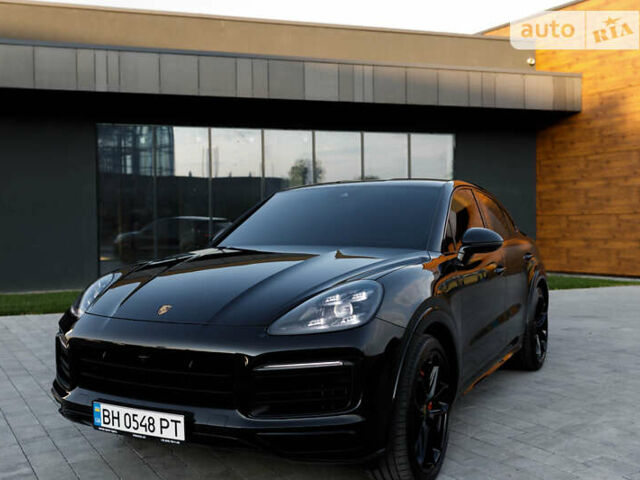 Чорний Порше Cayenne Coupe, об'ємом двигуна 4 л та пробігом 28 тис. км за 150000 $, фото 7 на Automoto.ua