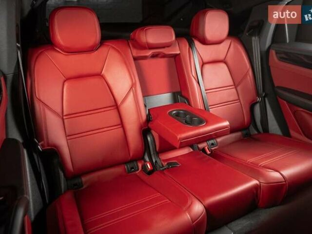 Черный Порше Cayenne Coupe, объемом двигателя 3 л и пробегом 34 тыс. км за 89900 $, фото 29 на Automoto.ua