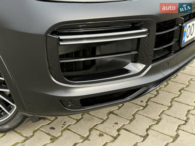 Чорний Порше Cayenne Coupe, об'ємом двигуна 3 л та пробігом 60 тис. км за 84800 $, фото 6 на Automoto.ua