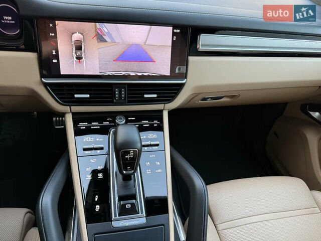 Черный Порше Cayenne Coupe, объемом двигателя 4 л и пробегом 64 тыс. км за 139000 $, фото 31 на Automoto.ua