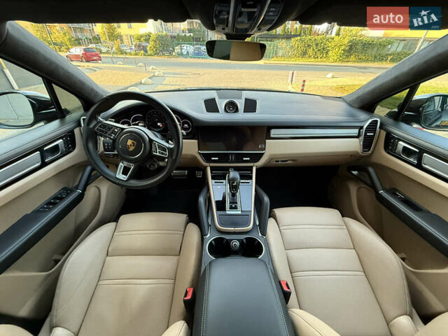 Черный Порше Cayenne Coupe, объемом двигателя 4 л и пробегом 64 тыс. км за 139000 $, фото 23 на Automoto.ua