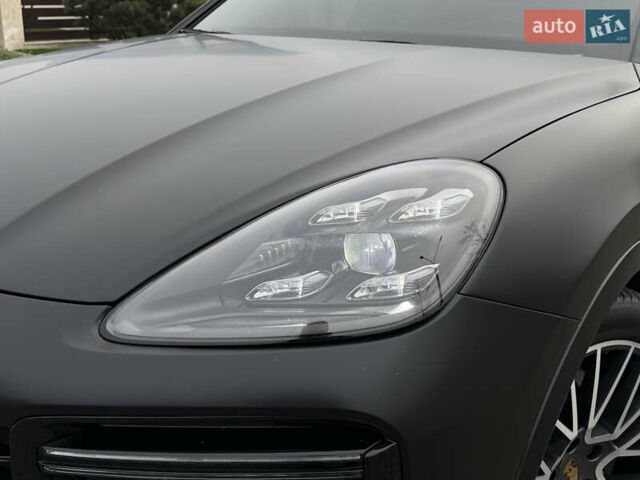 Чорний Порше Cayenne Coupe, об'ємом двигуна 3 л та пробігом 60 тис. км за 84800 $, фото 69 на Automoto.ua