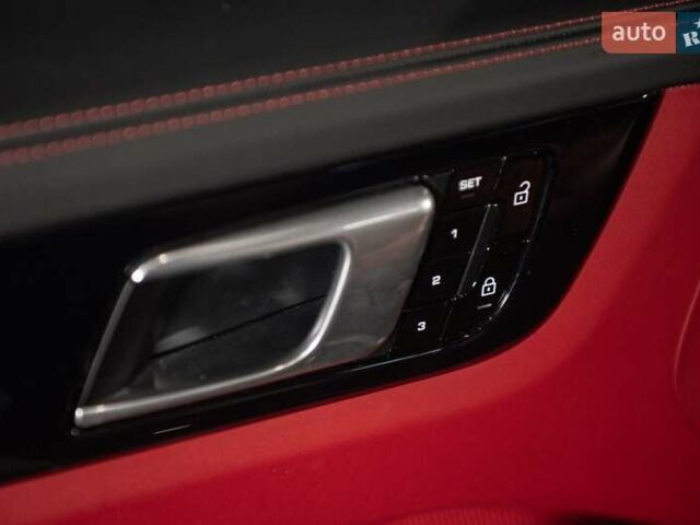 Черный Порше Cayenne Coupe, объемом двигателя 3 л и пробегом 34 тыс. км за 89900 $, фото 66 на Automoto.ua