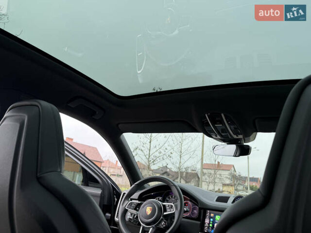 Чорний Порше Cayenne Coupe, об'ємом двигуна 3 л та пробігом 60 тис. км за 84800 $, фото 89 на Automoto.ua