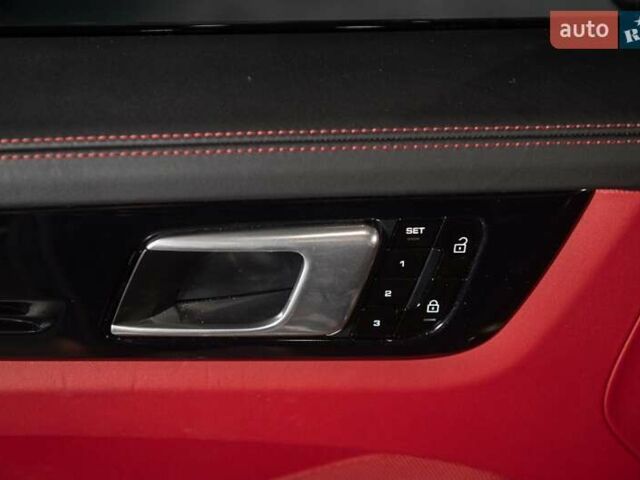 Черный Порше Cayenne Coupe, объемом двигателя 3 л и пробегом 34 тыс. км за 89900 $, фото 42 на Automoto.ua