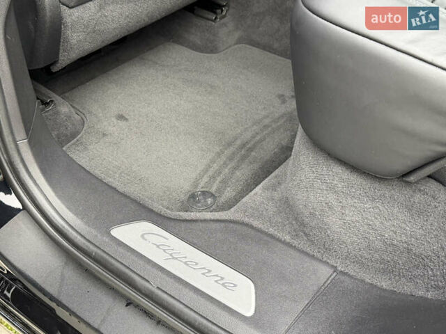 Чорний Порше Cayenne Coupe, об'ємом двигуна 3 л та пробігом 60 тис. км за 84800 $, фото 78 на Automoto.ua