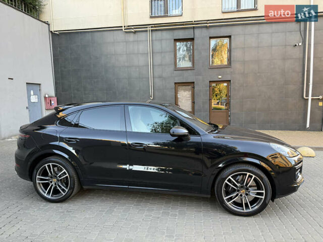 Черный Порше Cayenne Coupe, объемом двигателя 4 л и пробегом 64 тыс. км за 139000 $, фото 3 на Automoto.ua