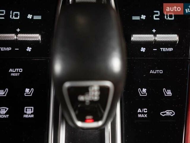 Черный Порше Cayenne Coupe, объемом двигателя 3 л и пробегом 34 тыс. км за 89900 $, фото 9 на Automoto.ua